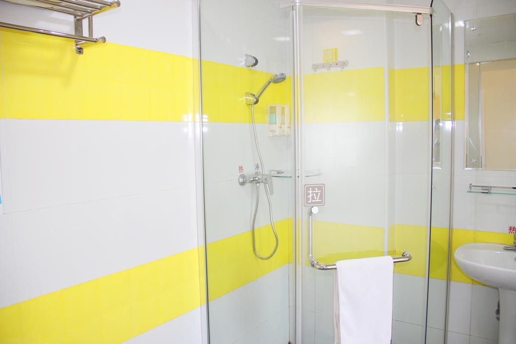 7Days Premium Guangzhou Tianhe Shipaiqiao Hotel Room photo