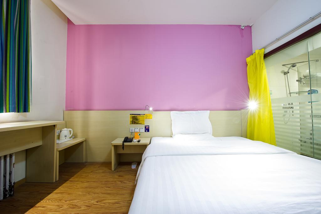 7Days Premium Guangzhou Tianhe Shipaiqiao Hotel Exterior photo