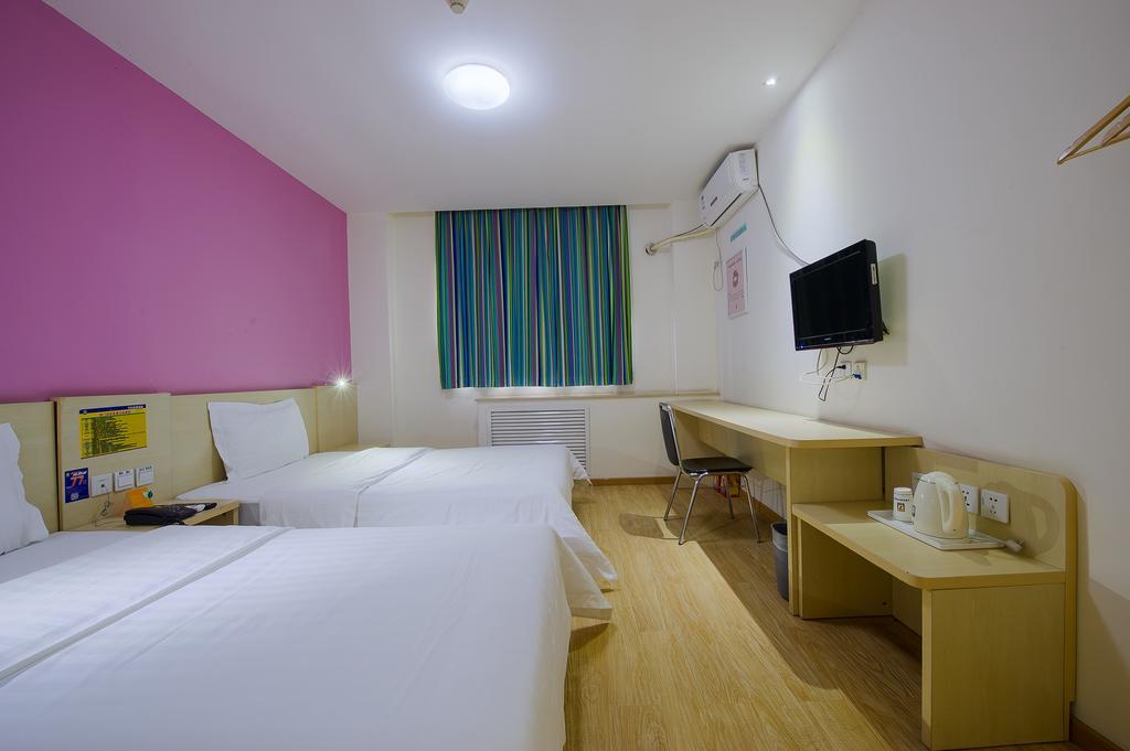 7Days Premium Guangzhou Tianhe Shipaiqiao Hotel Exterior photo