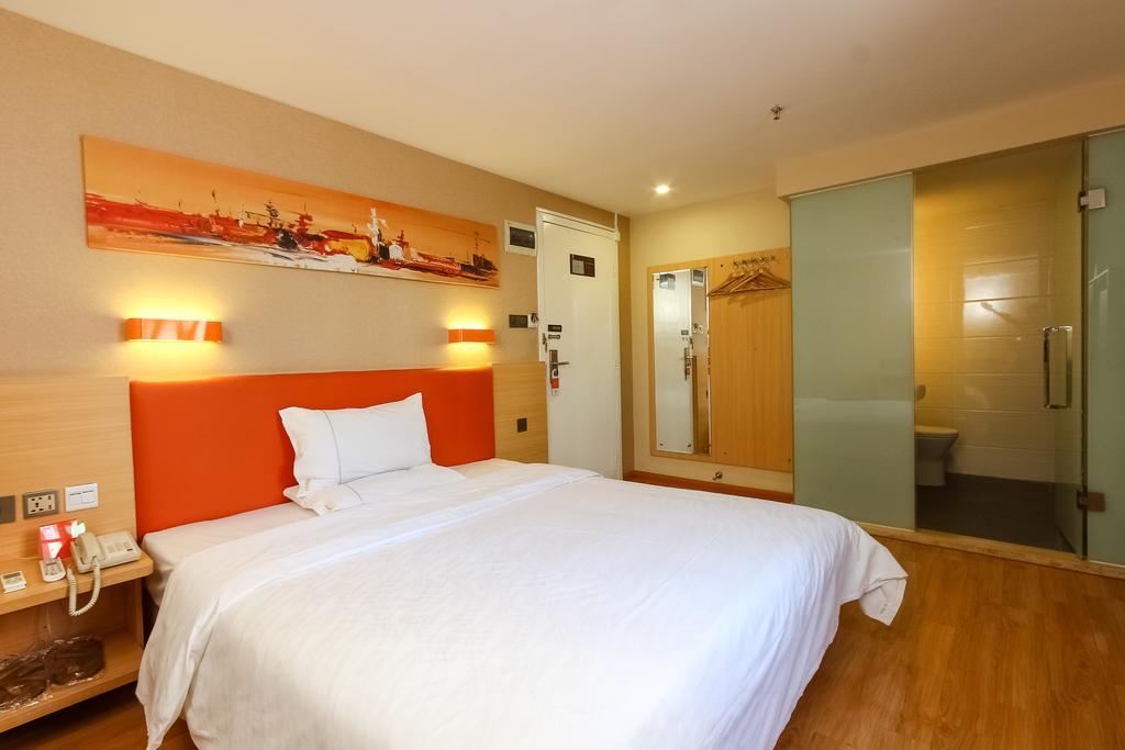 7Days Premium Guangzhou Tianhe Shipaiqiao Hotel Exterior photo
