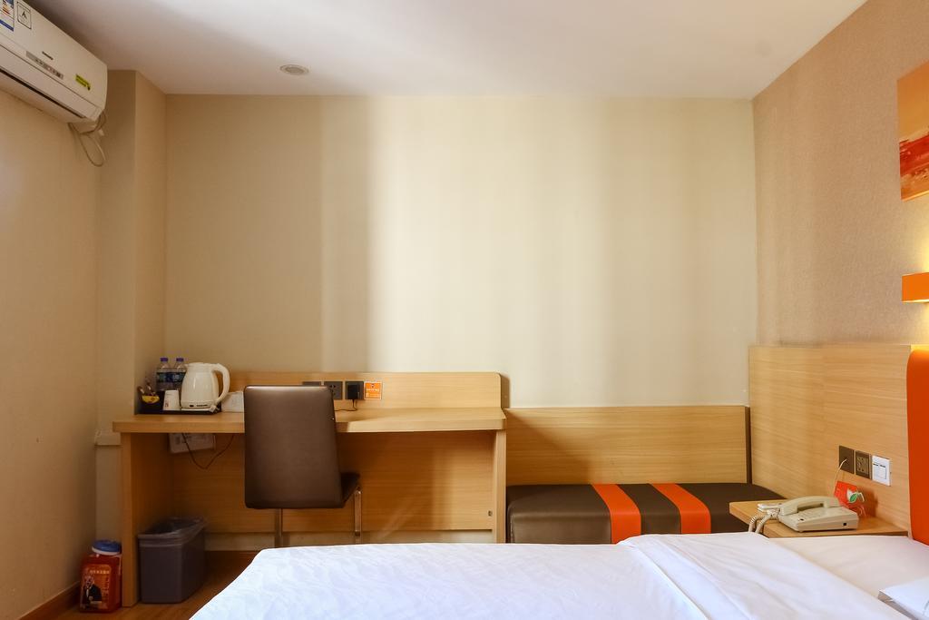 7Days Premium Guangzhou Tianhe Shipaiqiao Hotel Exterior photo