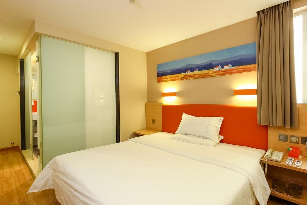 7Days Premium Guangzhou Tianhe Shipaiqiao Hotel Exterior photo