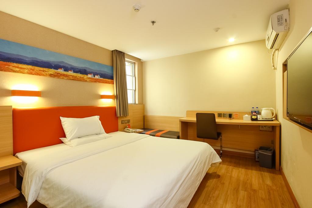 7Days Premium Guangzhou Tianhe Shipaiqiao Hotel Exterior photo